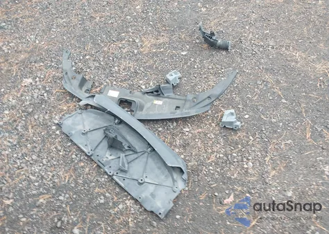 2022 Toyota Prius Prime Limited z USA, uszkodzony, nr VIN JTDKAMFP0N3205647